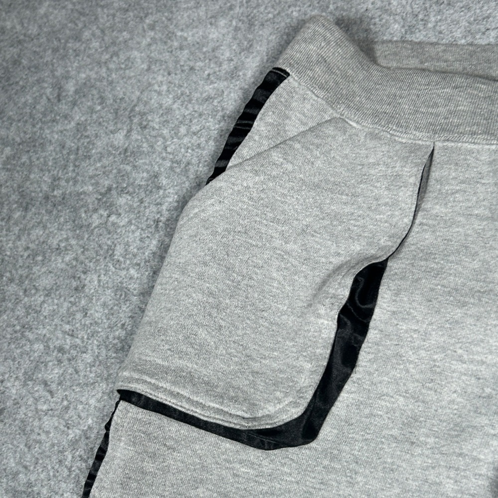 Skechers Sweatpants Womens Large Grey Black Side Stripe Y2K Flare Leg Athleisure - Picture 9 of 16